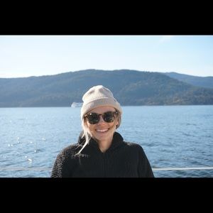 Meet your Posher, Jackie